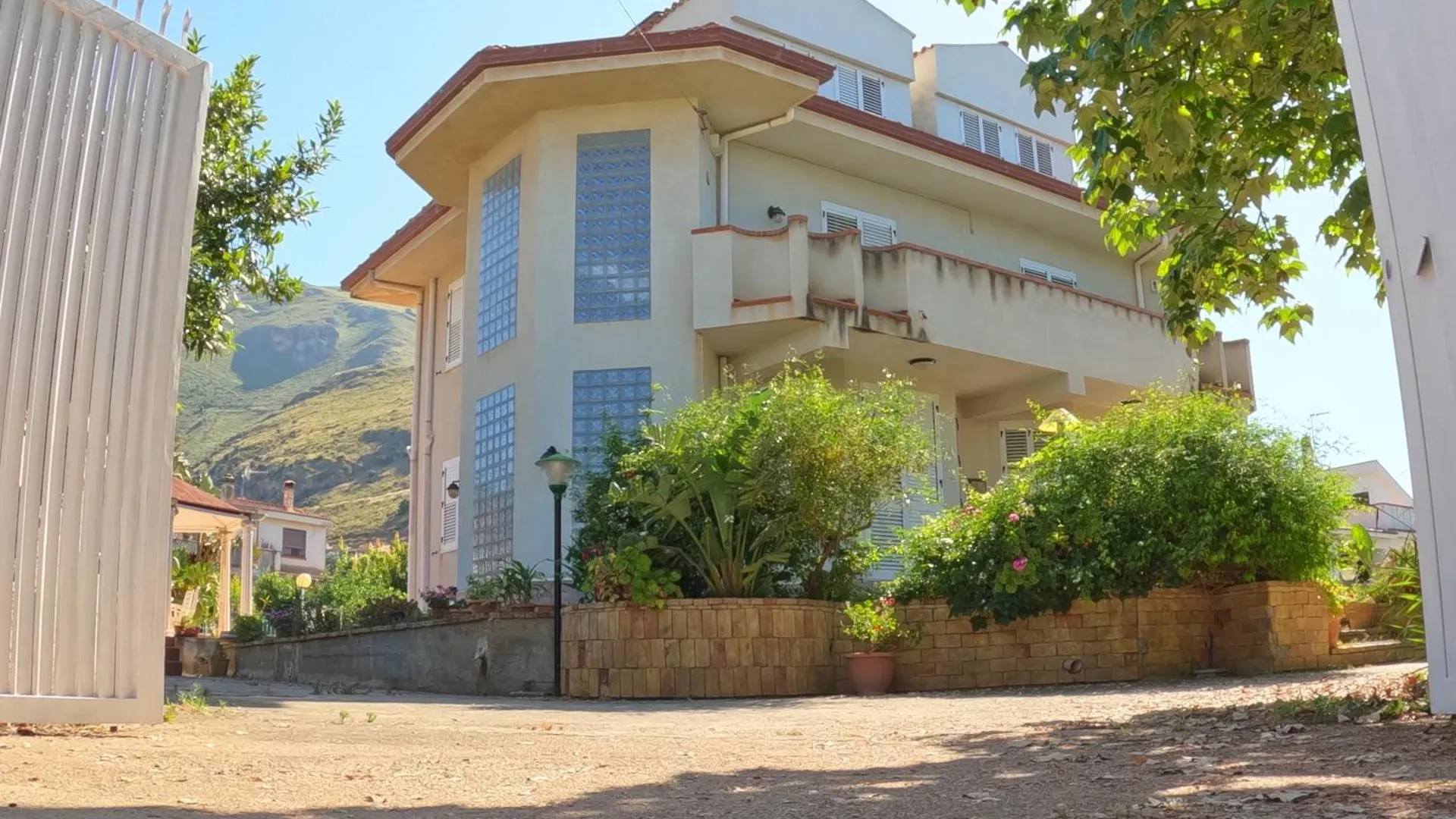 Guest house Villa Esperide Altavilla Milicia Italy